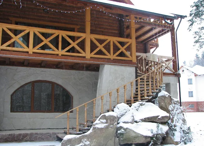 Готель On Dovbush Path Яремче